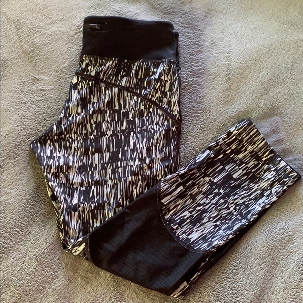 nike capri leggings